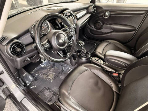 2017 MINI Hardtop 4 Door Cooper