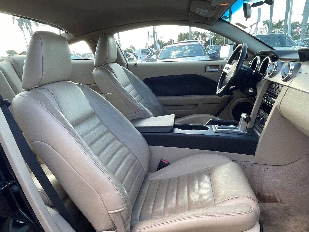 2006 Ford Mustang  - $12,900