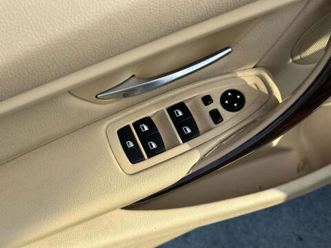 2014 BMW 3 Series 328i