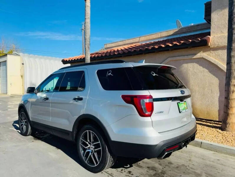 2016 Ford Explorer Sport