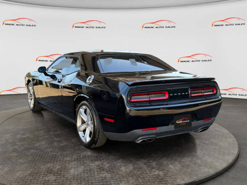 2016 Dodge Challenger