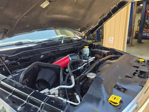 2017 RAM 1500 SLT