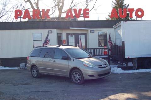 2006 Toyota Sienna for sale at Park Ave Auto Inc. in Worcester MA