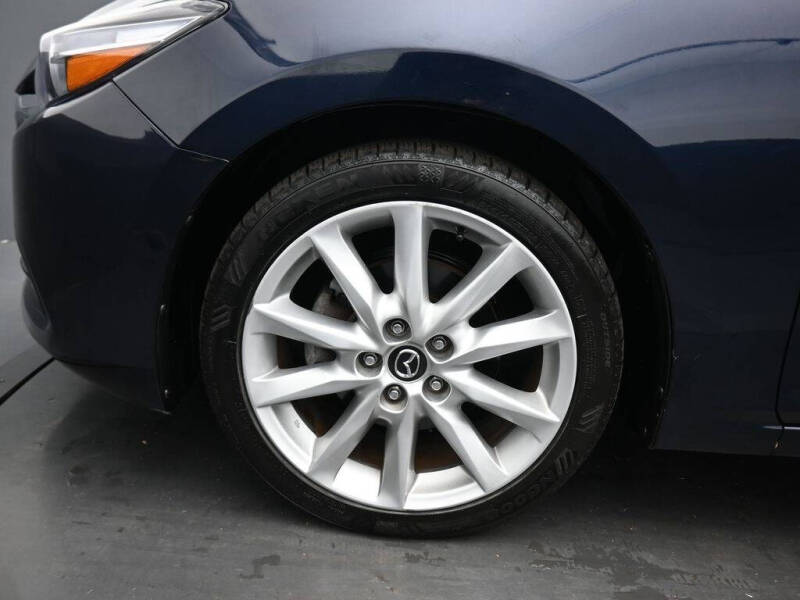 2017 Mazda MAZDA3 Touring