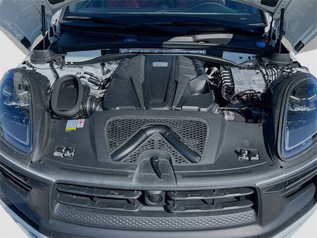 2023 Porsche Macan GTS