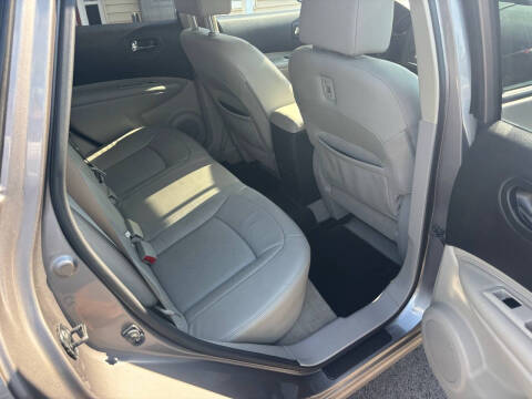 2011 Nissan Rogue SV
