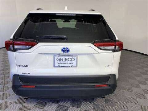 2024 Toyota RAV4 Hybrid LE