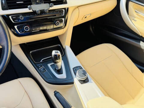 2018 BMW 3 Series 320i