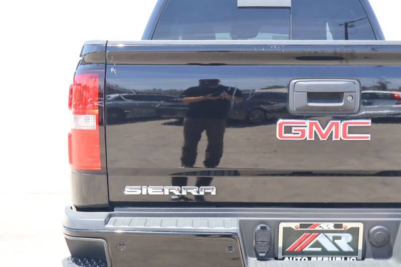 2015 GMC Sierra 2500HD Denali
