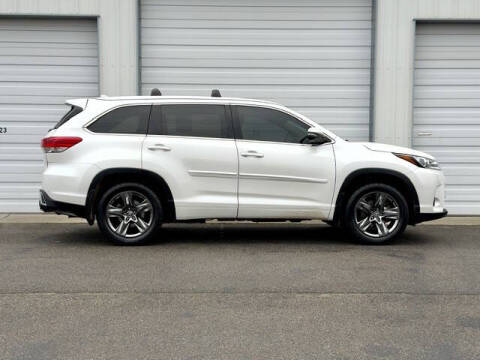 2017 Toyota Highlander Limited