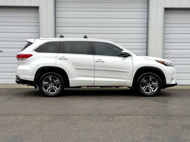 2017 Toyota Highlander Limited