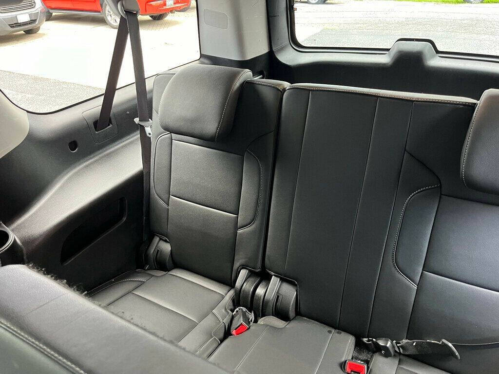 2019 Chevrolet Suburban 27