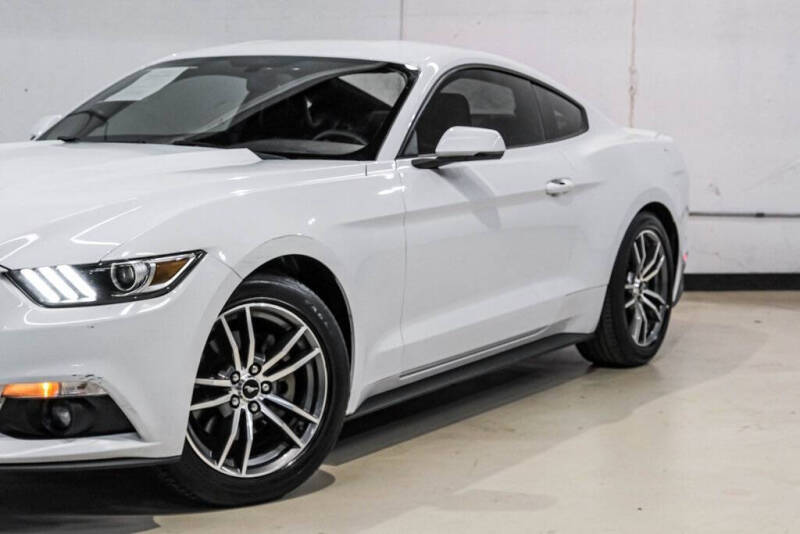 2017 Ford Mustang EcoBoost Premium