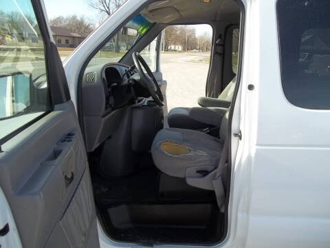 1999 Ford E-350 XL SD