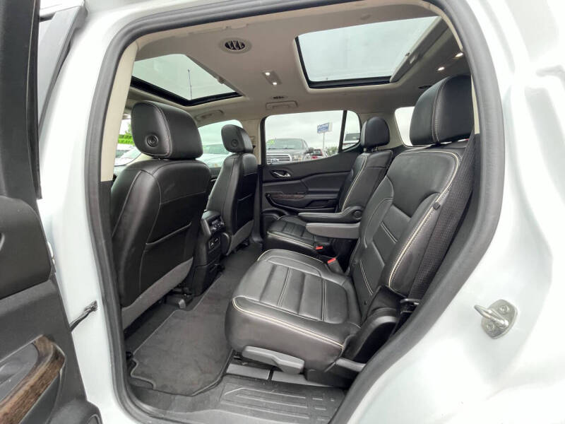 2020 GMC Acadia Denali