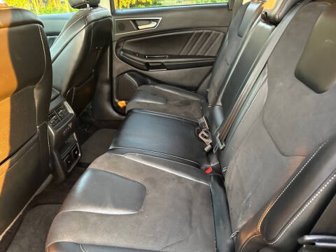 2016 Ford Edge Sport