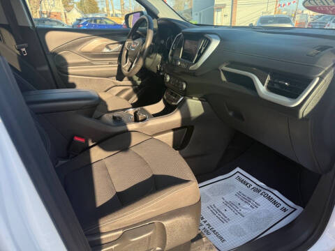 2024 GMC Terrain SLE