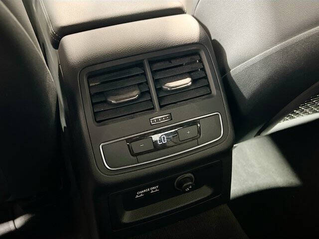 2024 Audi A4 quattro S line Prem Plus 45 TFSI