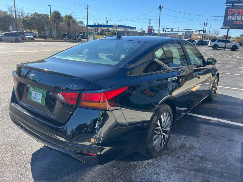 2024 Nissan Altima 2.5 SV