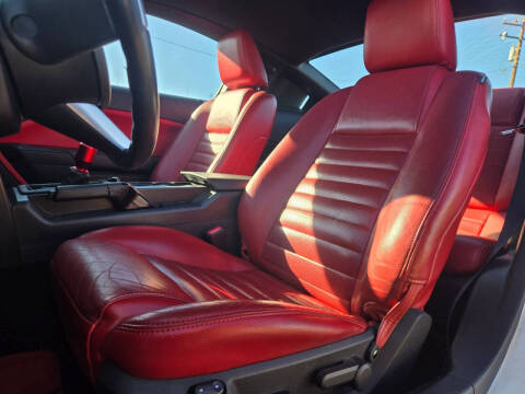 2005 Ford Mustang GT Premium