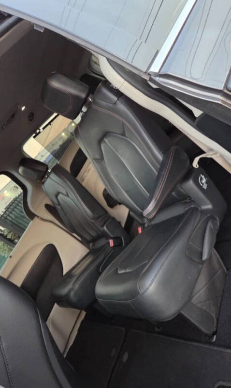 2019 Chrysler Pacifica Touring L