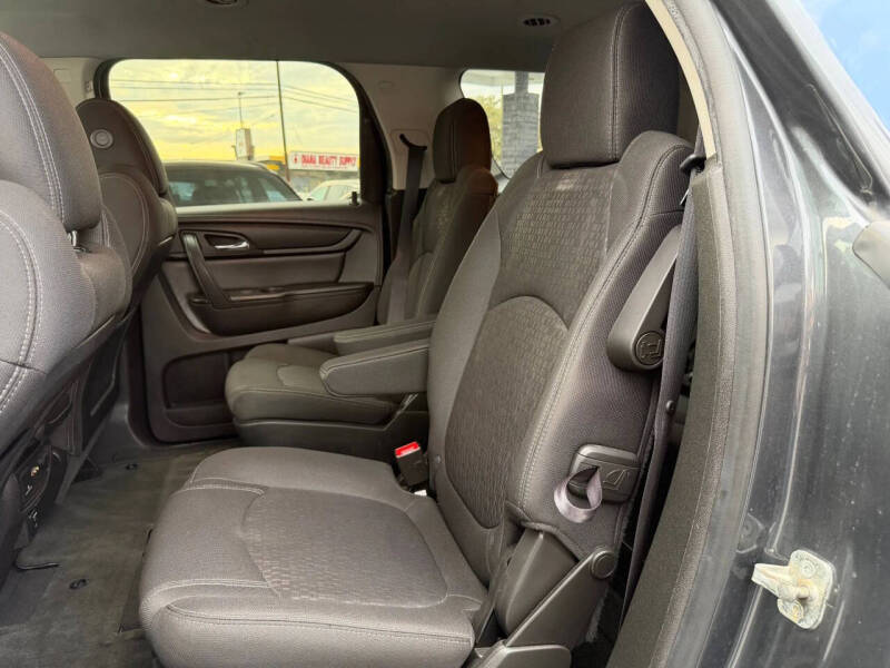 2014 GMC Acadia SLE-2