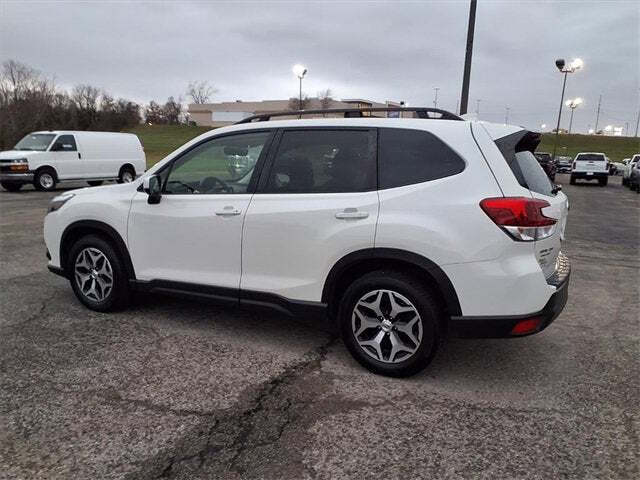 2022 Subaru Forester Premium