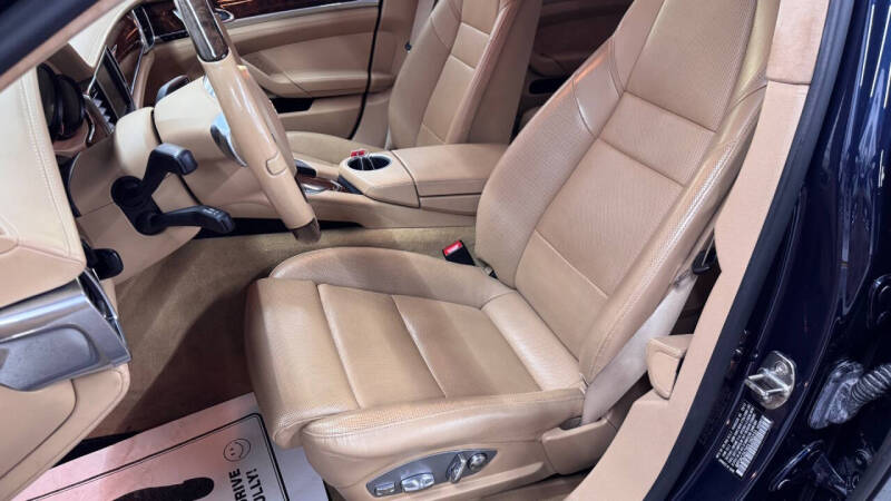 2013 Porsche Panamera
