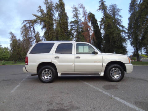2003 Cadillac Escalade