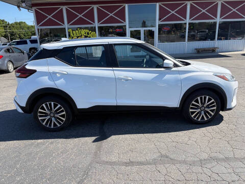 2021 Nissan Kicks SV