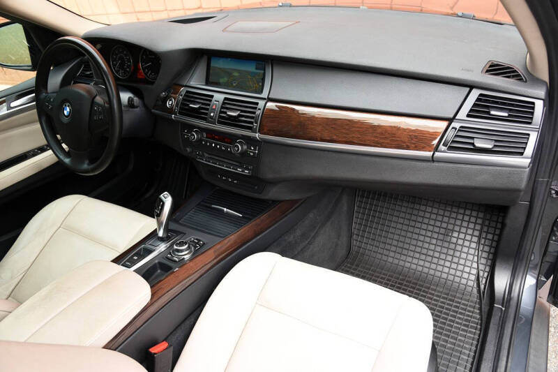 2012 BMW X5 xDrive35i Sport Activity