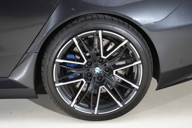 2025 BMW M5