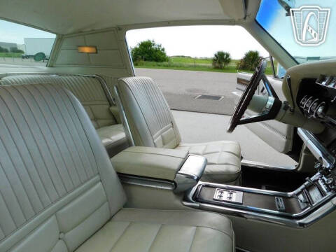 1966 Ford Thunderbird