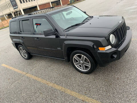 2009 Jeep Patriot for sale at DB MOTORS in Eastlake OH