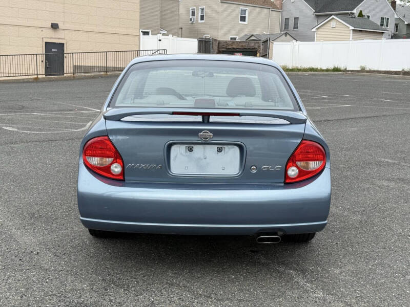 2000 Nissan Maxima GLE