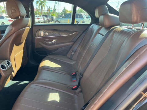 2017 Mercedes-Benz E-Class E 300 4MATIC