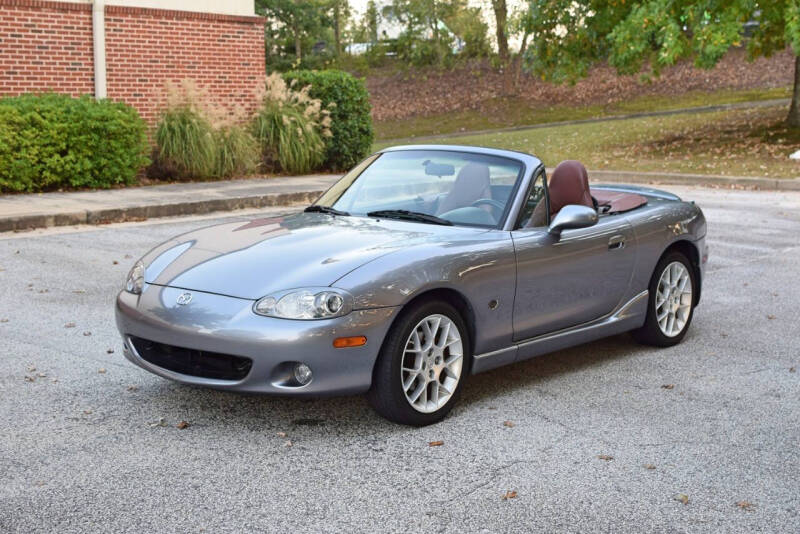 2002 Mazda Miata SE photo 2