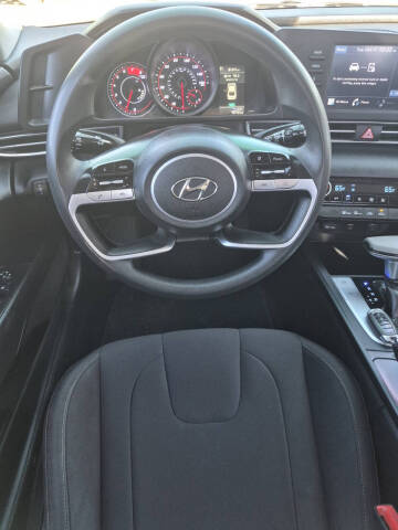 2021 Hyundai Elantra SEL