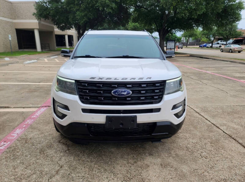 2016 Ford Explorer Sport