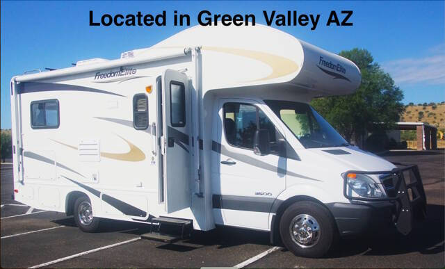 2010 Thor Four Winds Freedom Elite 23S for sale at RV Wheelator in Tucson AZ