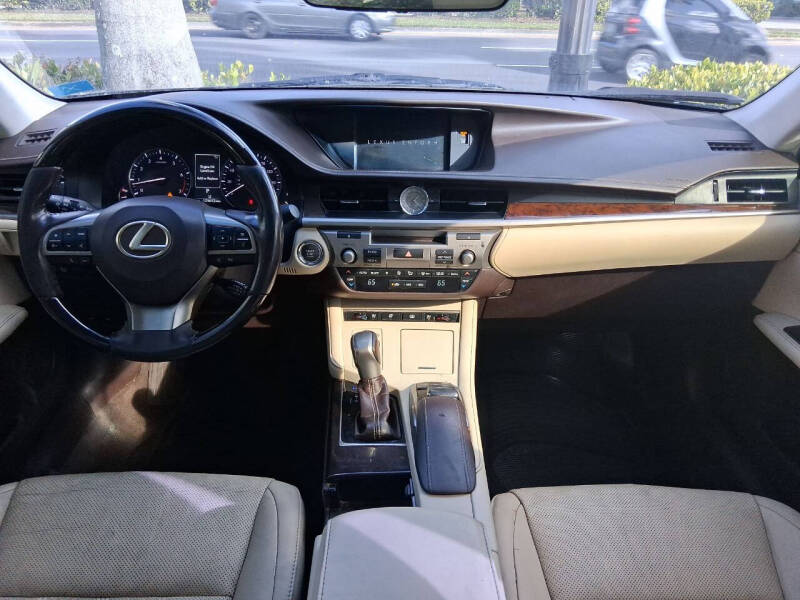 2018 Lexus ES 350