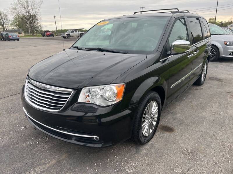 2016 Chrysler Town and Country for sale at Wildfire Motors in Richmond IN