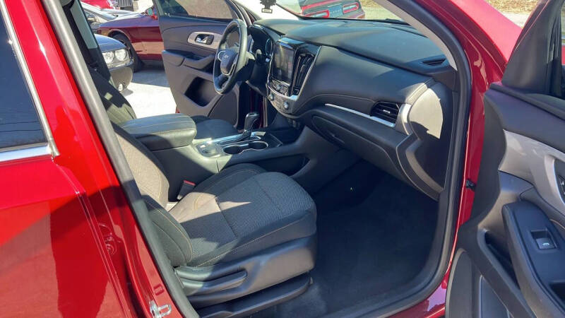 2018 Chevrolet Traverse LT Cloth