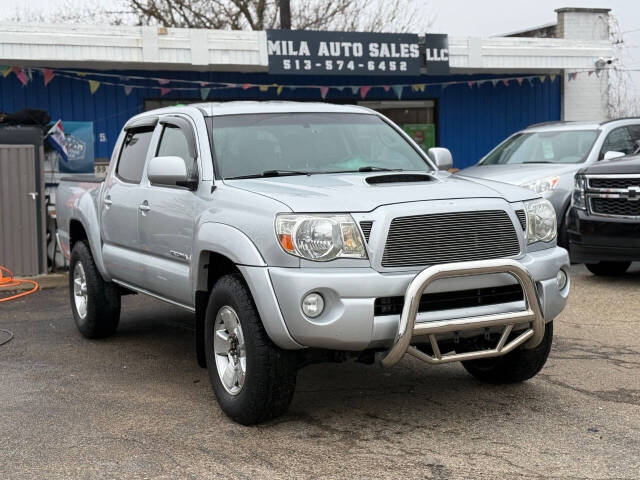 2005 Toyota Tacoma Base's photo