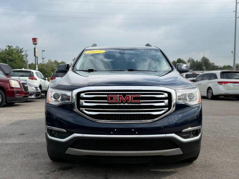 2017 GMC Acadia SLE-2
