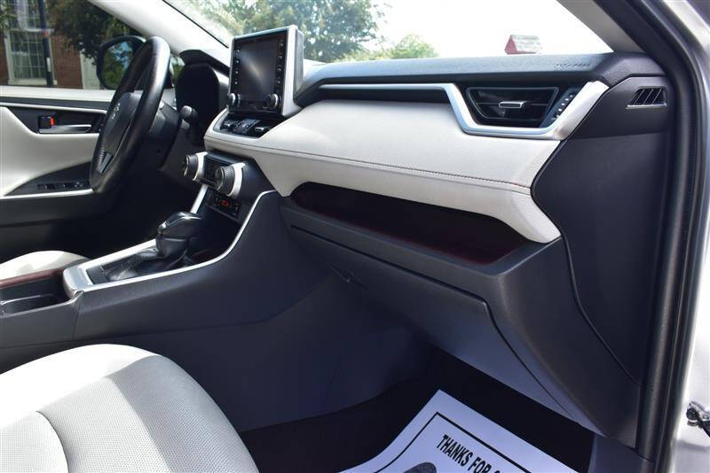 2019 Toyota RAV4 Limited