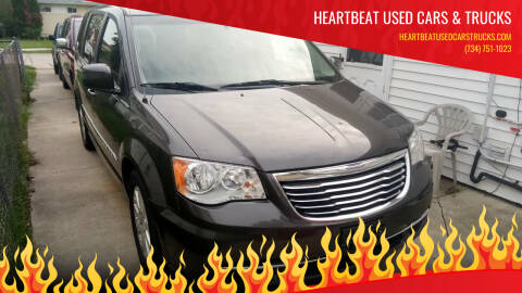 2016 Chrysler Town and Country for sale at Heartbeat Used Cars & Trucks in Harrison Township MI