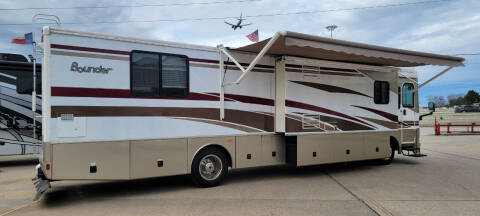 2003 Fleetwood RV BOUNDER 38N