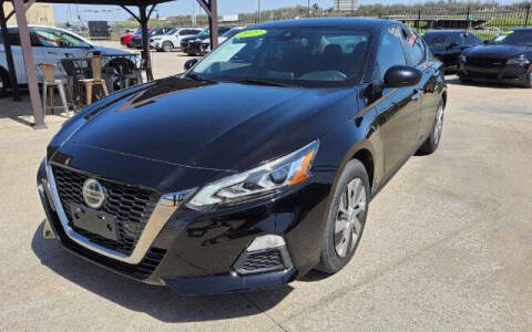 2021 Nissan Altima for sale at Trinity Auto Sales Group in Dallas TX