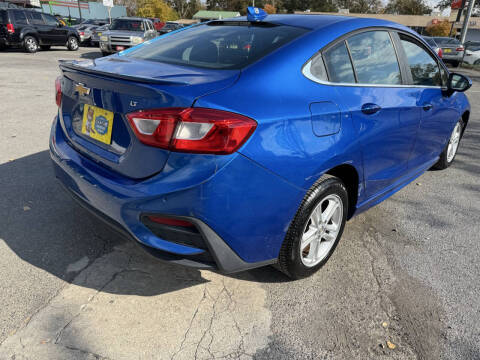 2018 Chevrolet Cruze LT Auto